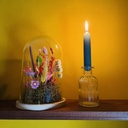 stolp met droogbloemen
